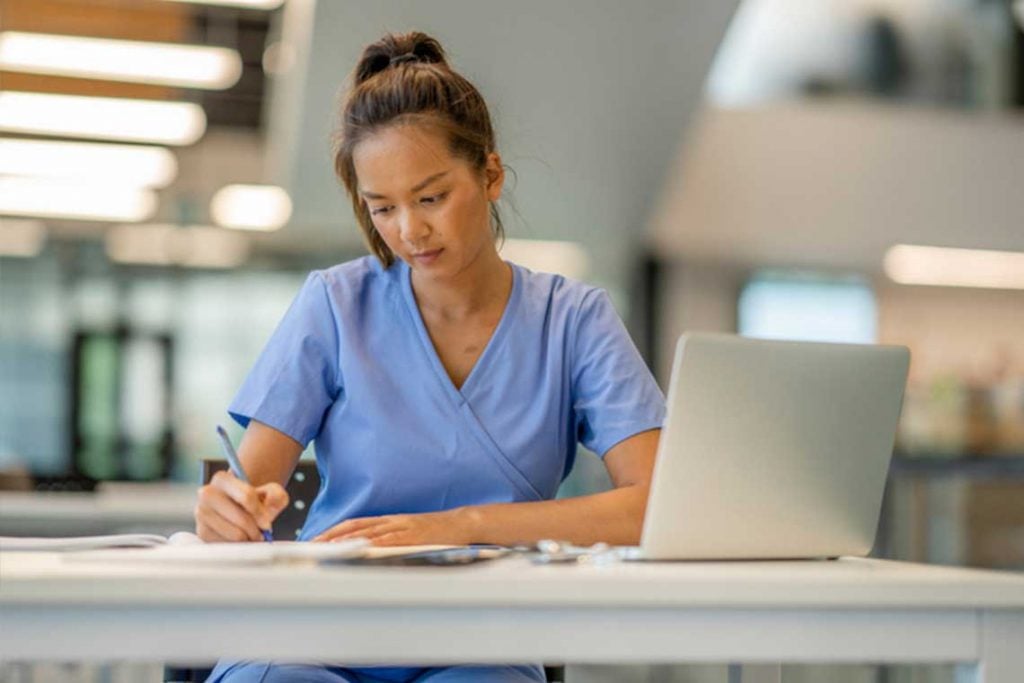 nurse studying